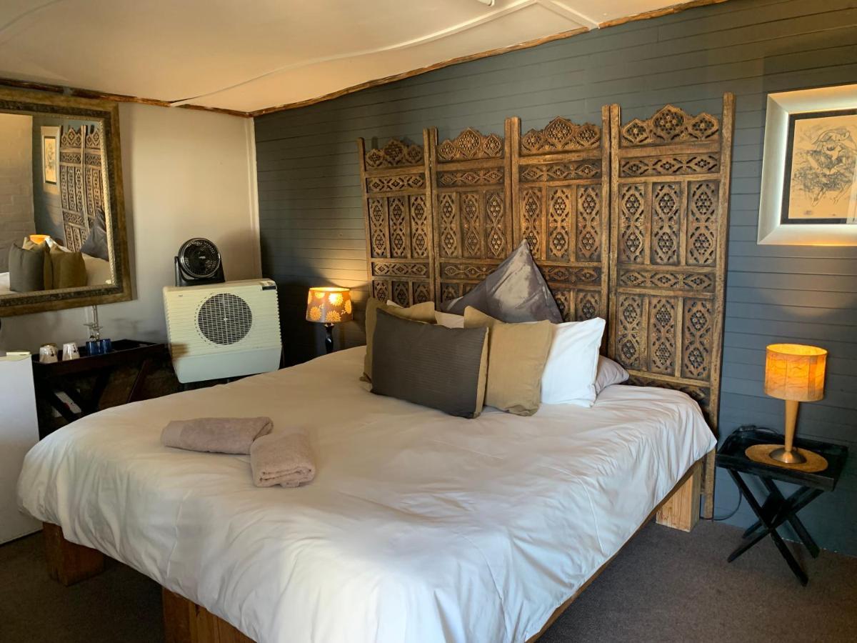 Karoo Soul Vandrehjem Oudtshoorn Eksteriør billede